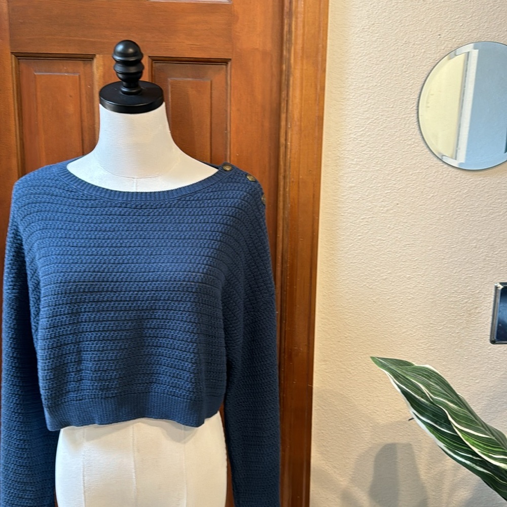 NWT Zara Crop Sweater. Size Large - Picture 11 of 11